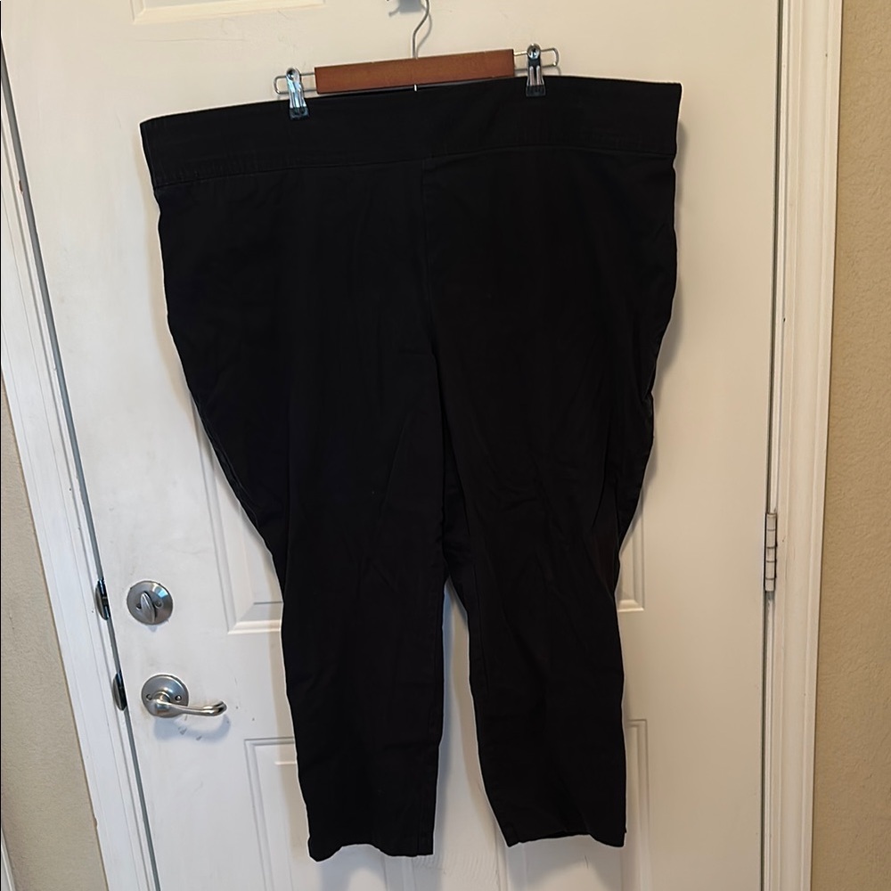 Old Navy Black Straight Leg Pants